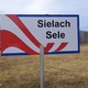 Koroški Slovenci v Strasbourgu glede svojih pravic: Zadeve se slabšajo