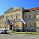 Je bolnišnica Brežice javno naročilo priredila točno določenemu dobavitelju?