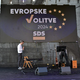 Analitika: Po evropskih volitvah zasuk v desno jasen, ne pa splošen