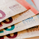 Finančno ministrstvo: Drugo izdajo t.i. ljudske obveznice je vpisalo 6640 vlagateljev