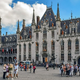 Brugge turiste poziva, naj prenehajo krasti ulične tlakovce
