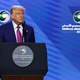 Trump napovedal odpravo sankcij proti Siriji