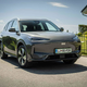 Kitajski Geely k nam pripeljal električni EX 5 s posebnimi baterijami