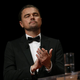 Leonardu DiCapriu zaradi sofinanciranja izraelskega hotela očitajo okoriščanje z genocidom