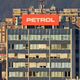 Petrol v polletju kljub močni rasti dobička zaostal za načrti – uprava kritična do regulacije cen