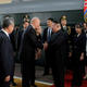 Kim v oklepnem vlaku s hčerko prispel v Peking na vojaško parado