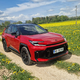 RAV4 z več elektrike, tehnologije in športnega značaja