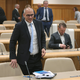Ob napovedi Ostrca o vključevanju zasebnikov iz zdravstva opozorila, da je potrebna premišljenost