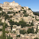 Peljemo vas v Gordes, najbolj obiskano mesto v Provansi