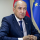 Janša: NSi je v kampanji streljala v hrbet