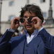 Mladostni Tom Cruise med oboževalci v Rimu #foto #video
