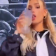 Raje je izbrisala svoje objave #video