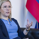 Ministrica Čalušić: Tu bo stavbno nadomestilo desetkrat višje