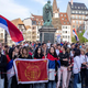 Študenti iz Srbije pritekli v Bruselj, kjer jih je pričakala množica podpornikov