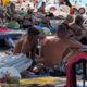 Posnetek s plaže na Makarski razburil številne: "Četudi bi mi kdo plačal, ne bi šla"