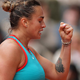 Arina Sabalenka zanesljivo na vrhu