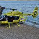 Spektakularen pristanek helikopterja na odročni plaži, reševali so nemškega turista #video