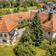 Puštalski grad: baročni biser v predmestju Škofje Loke išče novega lastnika