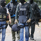 V Berlinu evakuirajo 20 tisoč ljudi, zaprli tudi vladne stave: kaj se dogaja?