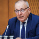 Šircelj napoveduje reze v javnem sektorju. Kako je z višjim DDV?