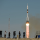 Sojuzova raketa odpovedala, astronavta varno ušla