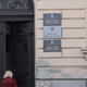 Malomarna uradnica: država si je ne upa tožiti!