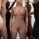 Kaj se dogaja z zadnjicami sester Kardashian? Videti je, kot da so se skrčila