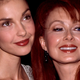 Country zvezdnica Naomi Judd: hčeri odrezala iz oporoke