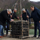 V Radečah so potopili 300 vinskih steklenic. To so naredili s posebnim razlogom
