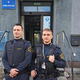 Pogumna policista iz ledene Save rešila Lejo in Pikija