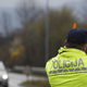 Na praznični ponedeljek policisti ustavili 46-letnega voznika in ga odpeljali v zapor
