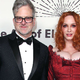 Srečna Christina Hendricks: poroka z duhovi in cvetlicami (Suzy)