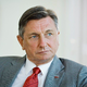 Poglejte, koga je obiskal Borut Pahor: Pravi moški hodijo k brivcu, Barbika pa ... (FOTO)