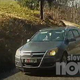 Bralka zaskrbljena zaradi sumljivih vozil in oseb, ki krožijo po naseljih: to pravi policija (FOTO)