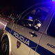 35-letna ženska in mladoletnik sta se nedostojno vedla sredi naselja