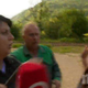 Zakonca napadla televizijsko ekipo, novinarka je dobila klofuto (VIDEO)