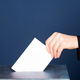 Nedeljski referendum: test za Goloba, priložnost za Janšo! Anketa se nagiba v eno smer