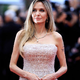 Prevarala ga je z manekenko: pozabljeni zakon Angeline Jolie