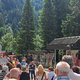 Kmetje s prazno cisterno in praznim tankom