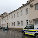 Osnovnošolec izsiljevalcu dal prihranke za hišo