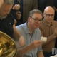 Vučić se je sprostil ob pivu in trubačih, nato pa se je začela četniška pesem ... (VIDEO)
