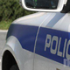 Saj ni res pa je! Z avtom kolesarjema zaprl pot, sledil je pretep