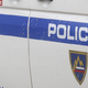 Drama v Izoli: opozorila ga je, naj ne pljuva, odgovoril ji je, da jo bo razbil