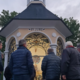 V Dolenjem Boštanju so zgradili kapelico za izgnance, od vasi do vasi so vozili zvočnik (FOTO)