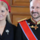 Bodoča kraljica ruši protokole