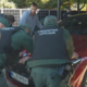 Zaradi dolgov so družini Zavašnik zaprli dostop do parkirišča in zarubili luksuzni BMW (FOTO)