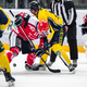 Dvojne skrbi pred slovenskim derbijem v alpski ligi: Jesenice s težavami v Kranju, Celje brez prvega vratarja