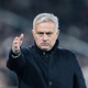 The Special One dobil nogo pri Fenerbahčeju