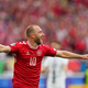 Pred kamerami so ga oživljali, zdaj je Sloveniji zabil gol (VIDEO)