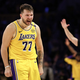 Nebeška trojka Luke Dončića (VIDEO)